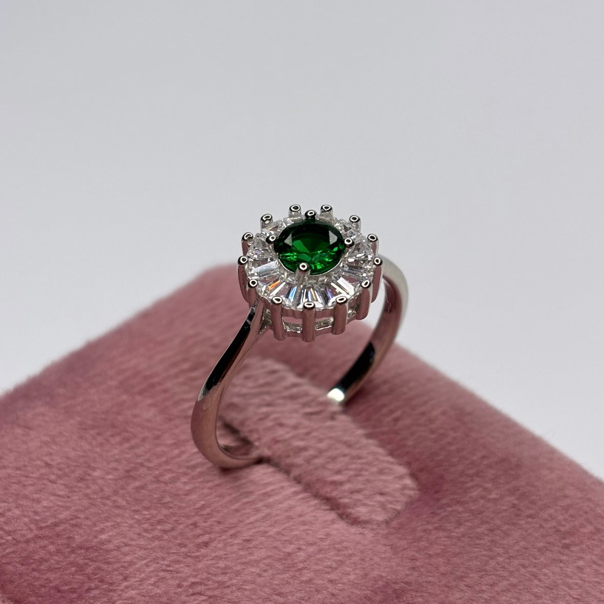 Prsten SMARAGD - SREBRO 925